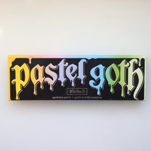 Kat Von D Beauty Pastel Goth Eyeshadow Palette